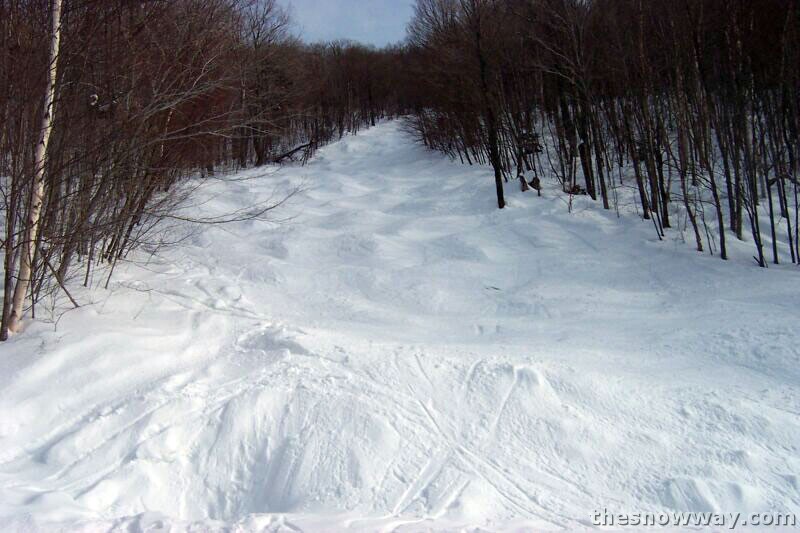 Taking The Skier Vows At Magic Mountain Thesnowway Com